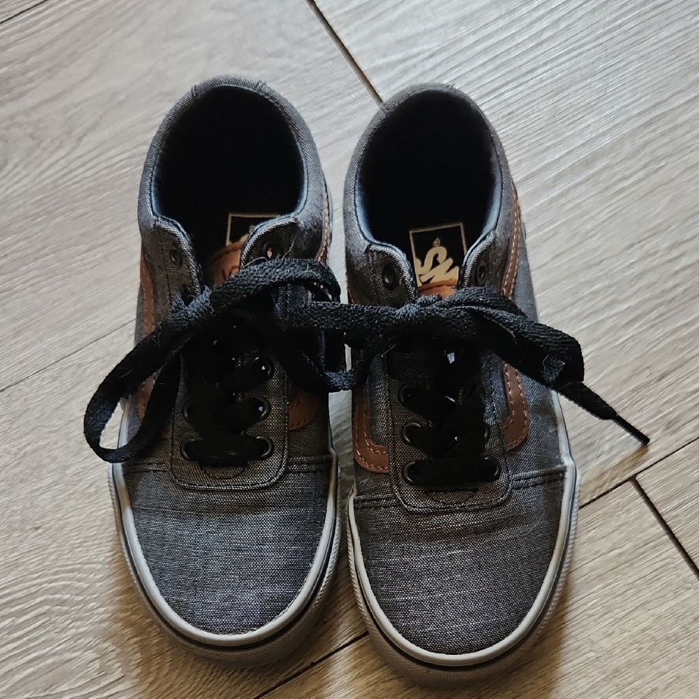 Vans Kids Sneakers in Black and Brown